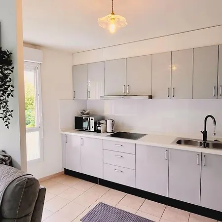 Apartment Saint-denis Proche Stade De France *